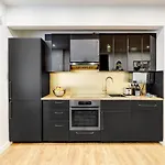 Spacieux appartement à Paris- 10 voyageurs